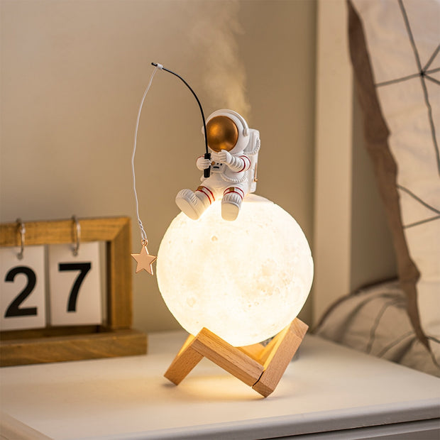 Astronaut Figurines With Moon Lamp & Humidifier